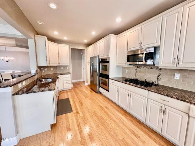 10520 Sablewood Drive Unit 110, Raleigh, NC 27617