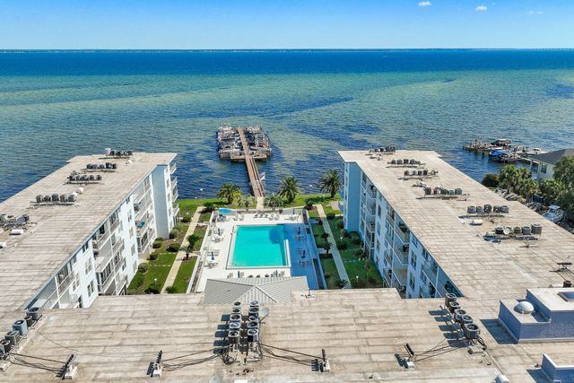 3857 Indian Trail 108, Destin, FL 32541