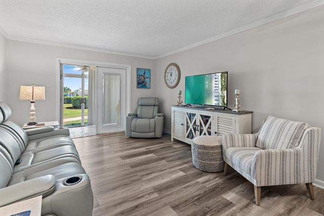 3857 Indian Trail 108, Destin, FL 32541