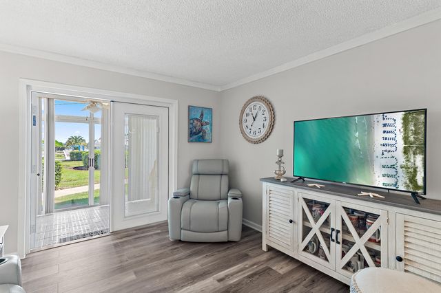 3857 Indian Trail 108, Destin, FL 32541