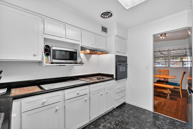 436 N BEACH STREET, Ormond Beach, FL 32174