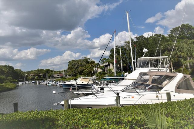 1709 PELICAN COVE ROAD 447, Sarasota, FL 34231