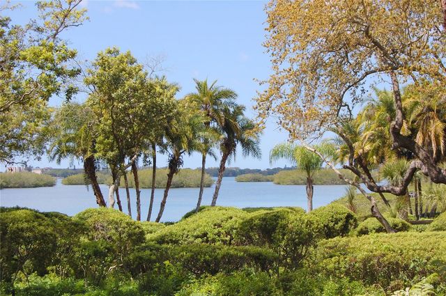 1709 PELICAN COVE ROAD 447, Sarasota, FL 34231