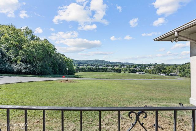 811 Old Hwy 68, Sweetwater, TN 37874