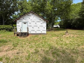 318 Cora Street, Laurens, SC 29360