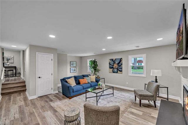 6806 Pallister RD, Norfolk, VA 23513