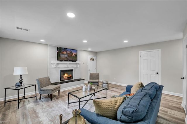 6806 Pallister RD, Norfolk, VA 23513