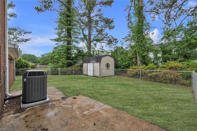 6806 Pallister RD, Norfolk, VA 23513