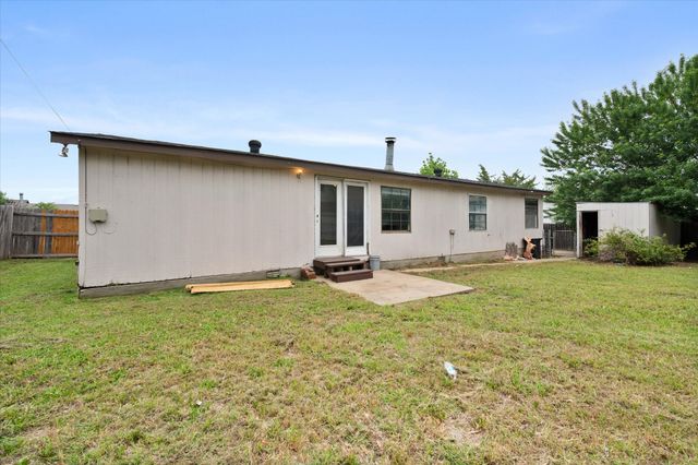 1308 Vinewood Drive, Mansfield, TX 76063