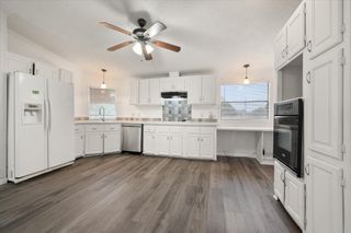 1308 Vinewood Drive, Mansfield, TX 76063