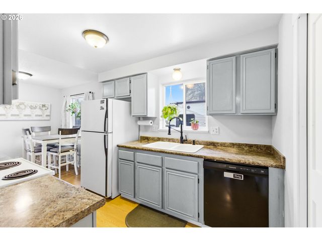 4776 MARSHALL Ave, Eugene, OR 97402