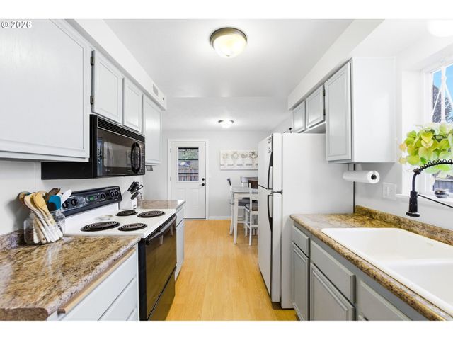 4776 MARSHALL Ave, Eugene, OR 97402