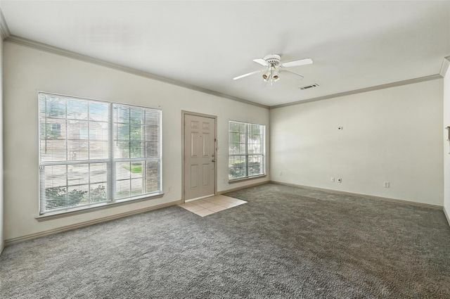 2353 Homewood Lane, Grand Prairie, TX 75050