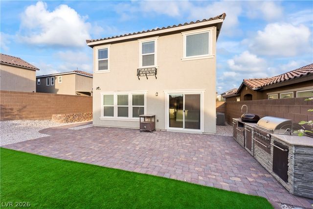 7023 Wildhorse Creek Street, North Las Vegas, NV 89086