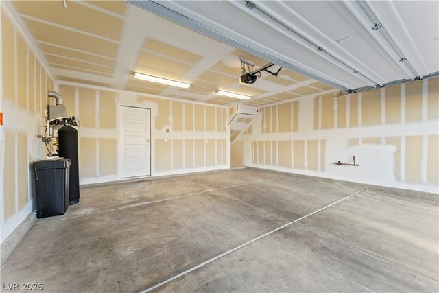 7023 Wildhorse Creek Street, North Las Vegas, NV 89086