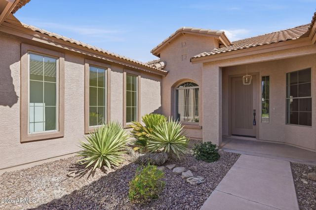 1689 E IRIS Drive, Chandler, AZ 85286