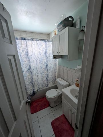 2761 NW 11th Place, Fort Lauderdale, FL 33311