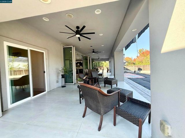 3318 Ellesmere Court, Walnut Creek, CA 94598