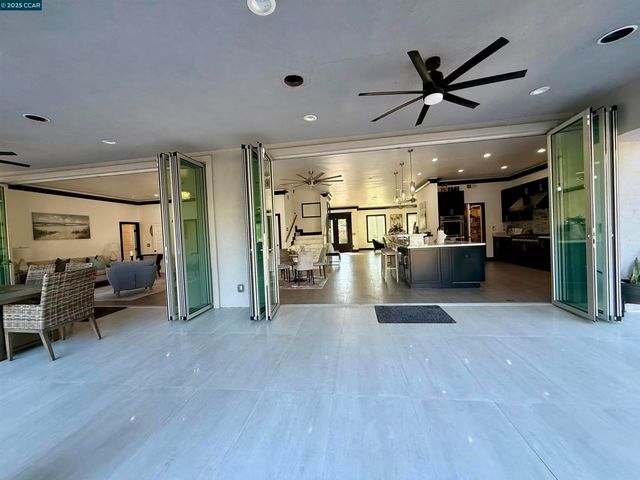 3318 Ellesmere Court, Walnut Creek, CA 94598