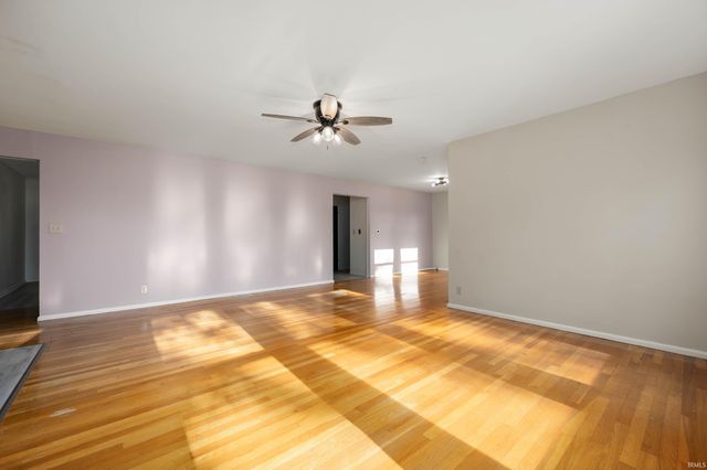 211 Woodland Drive, Hartford City, IN 47348