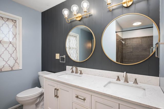 211 Woodland Drive, Hartford City, IN 47348