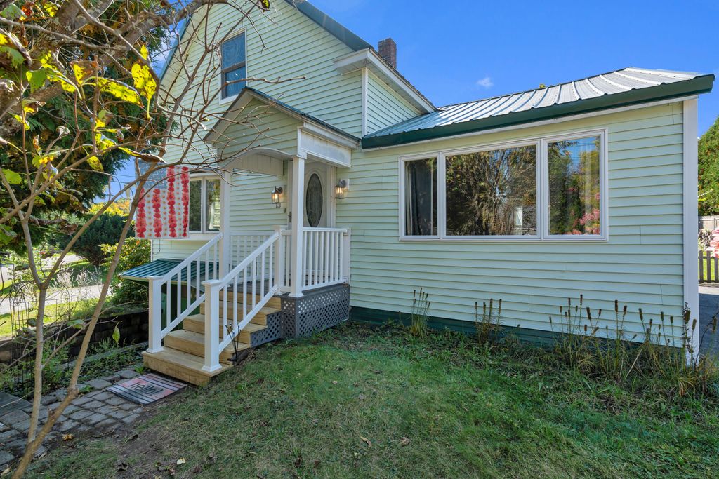 13 Johnson Street, Lewiston, ME 04240 — exterior