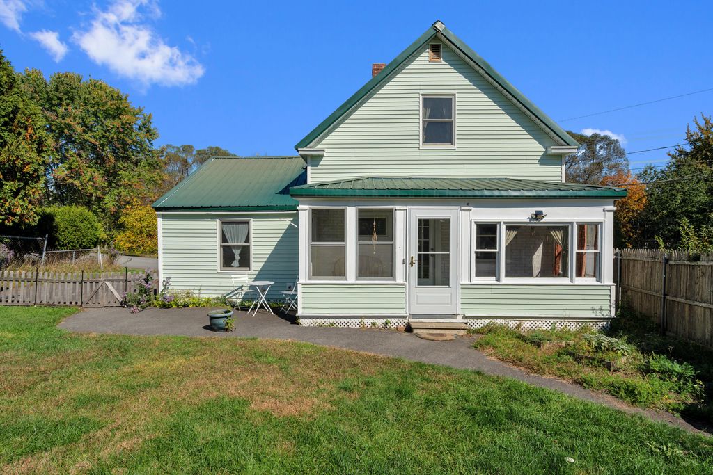 13 Johnson Street, Lewiston, ME 04240 — photo 3
