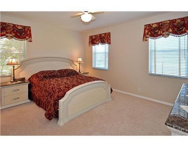 2721 W Abiaca Circle, Davie, FL 33328