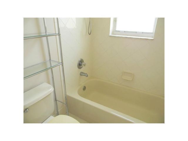 2721 W Abiaca Circle, Davie, FL 33328