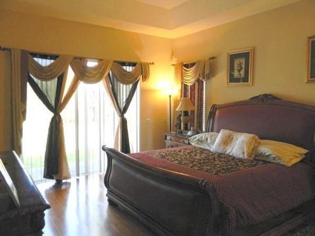 2721 W Abiaca Circle, Davie, FL 33328