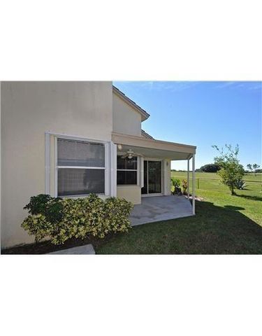 2721 W Abiaca Circle, Davie, FL 33328