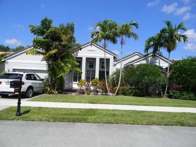 2721 W Abiaca Circle, Davie, FL 33328