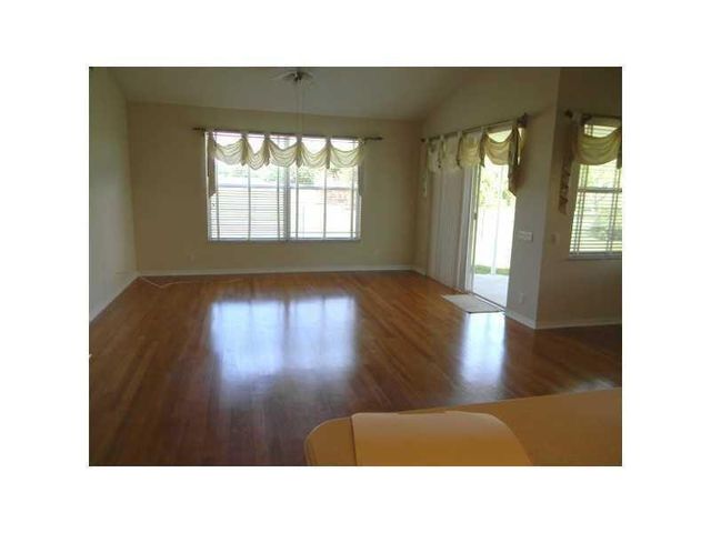 2721 W Abiaca Circle, Davie, FL 33328