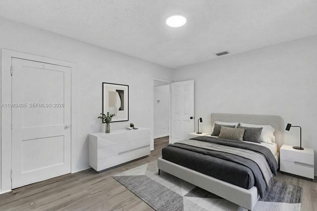 118 NW 44th St 2, Miami, FL 33127