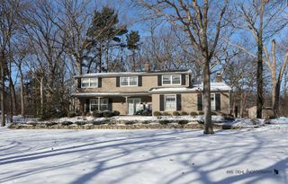 22182 W Little Pond Road, Kildeer, IL 60047