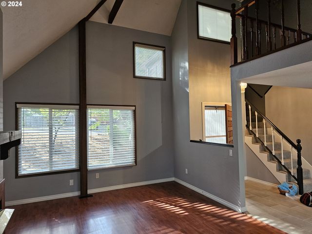 22222 Sw MANDAN Dr, Tualatin, OR 97062