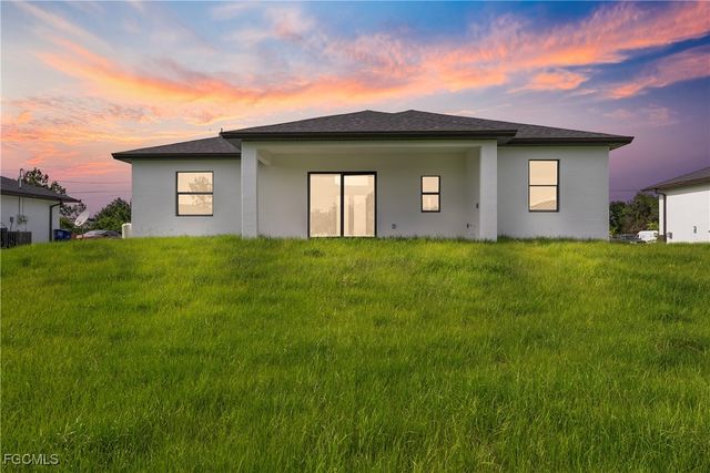 2511 12th ST SW, Lehigh Acres, FL 33976