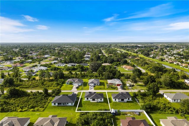 2511 12th ST SW, Lehigh Acres, FL 33976