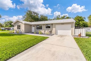 943 W TARPON BOULEVARD NW, Port Charlotte, FL 33952