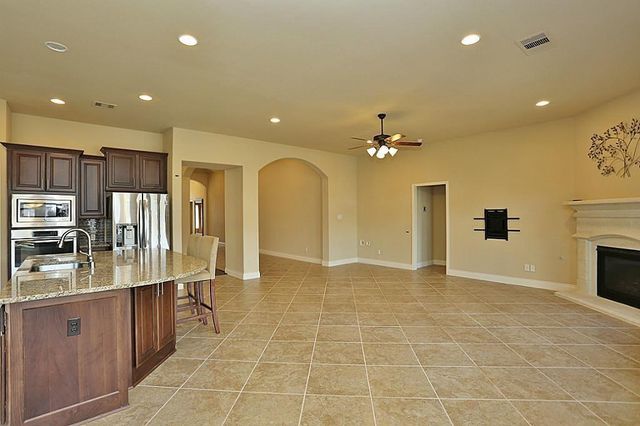6707 Miller Shadow Lane, Sugar Land, TX 77479