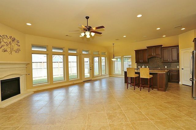 6707 Miller Shadow Lane, Sugar Land, TX 77479