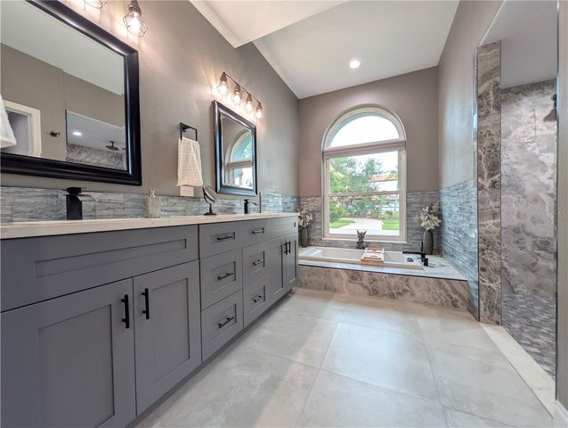 5101 E LONGBOAT BOULEVARD, Tampa, FL 33615