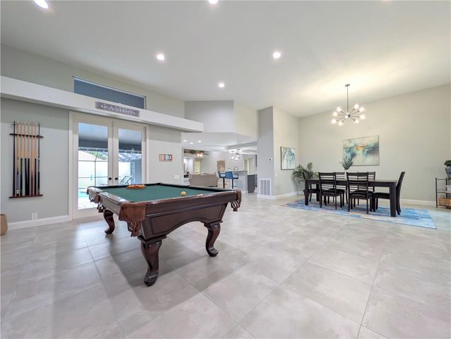 5101 E LONGBOAT BOULEVARD, Tampa, FL 33615