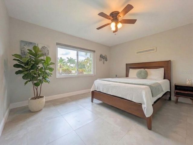 5101 E LONGBOAT BOULEVARD, Tampa, FL 33615