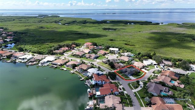 5101 E LONGBOAT BOULEVARD, Tampa, FL 33615
