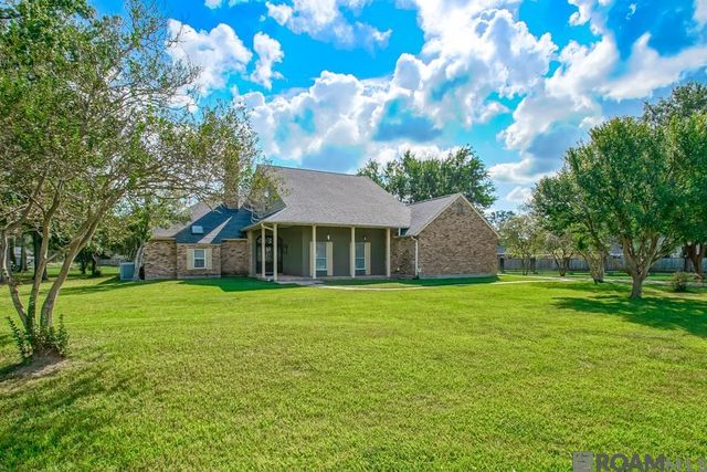 1930 S Houmas Ave, Gonzales, LA 70737