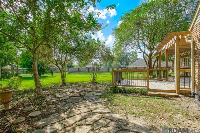 1930 S Houmas Ave, Gonzales, LA 70737