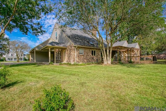 1930 S Houmas Ave, Gonzales, LA 70737