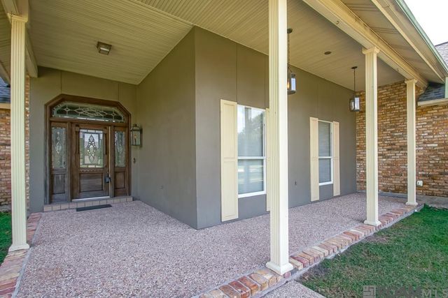 1930 S Houmas Ave, Gonzales, LA 70737