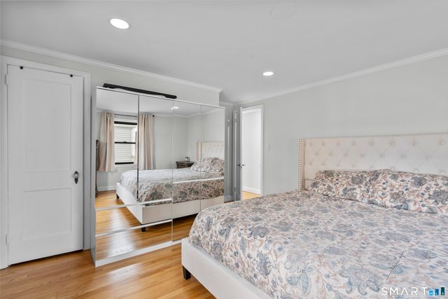 381 Quaker Lane South, West Hartford, CT 06119